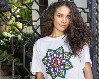Aesthetic Shirt Spiritual, Spiritual Tshirt Unisex, Mandala Tshirt Unisex, Mandala Shirt, Geometric Drawing Shirt, Geometric Mandala Shirt