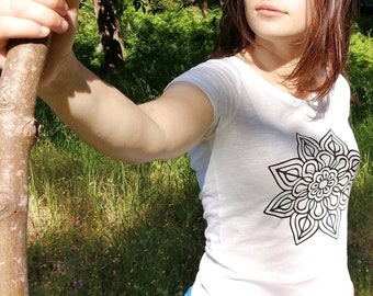 Cotton Hippie Tshirt Women, Mandala Shirt Women, Boho Cotton Tshirt Women, Boho Shirt Peace, Boho Shirt Mandala, Unique Cotton Tshirt Women