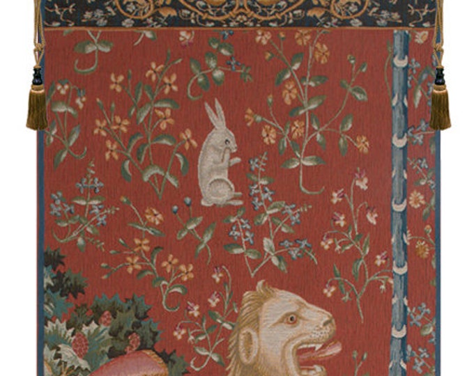 Majestic Lion European Medieval Tapestry - Millefleurs Jacquard Wall Hanging for Animal Lovers