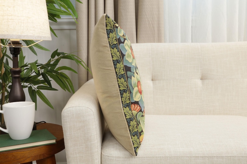 BelgianWallTapestry William Morris Woodpecker Throw Pillow Cover - Thumbnail 5