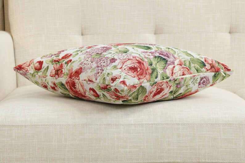 BelgianWallTapestry Camellia Floral Tapestry Throw Pillow Cover - Thumbnail 4