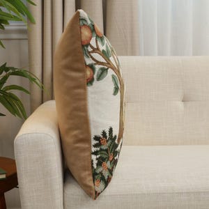 Lion Pheasant Tapestry Throw Pillow Cushion Cover: French Jacquard Woven Medieval (19x19 Inch) image 4