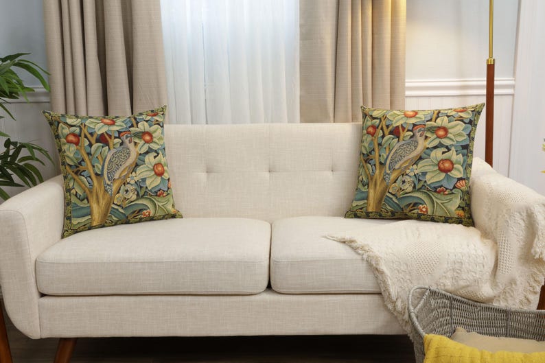 BelgianWallTapestry William Morris Woodpecker Throw Pillow Cover - Thumbnail 4