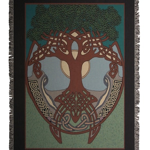 Celtic Tree Tapestry Throw: North American Made (70x52 inch)