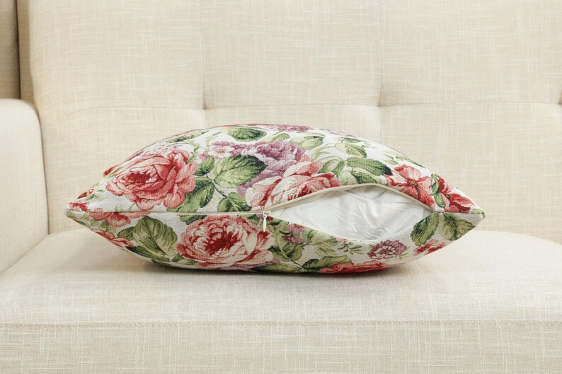 BelgianWallTapestry Camellia Floral Tapestry Throw Pillow Cover - Thumbnail 3