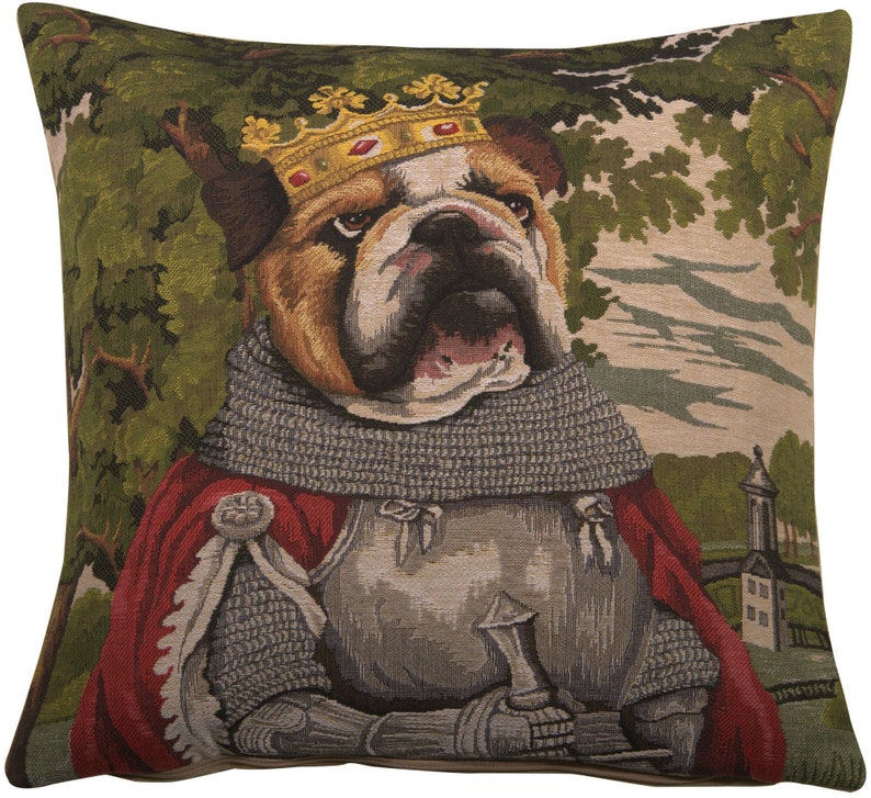 Housse de coussin chien Arthur belge, 18 x 18 tissée en Belgique décoration bouledogue, coussin, tapisserie armure de chevalier médiéval cadeau unique image 1