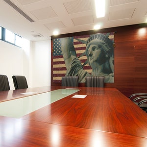 Statue of Liberty Tapestry: American Flag Woven Wall Art image 5