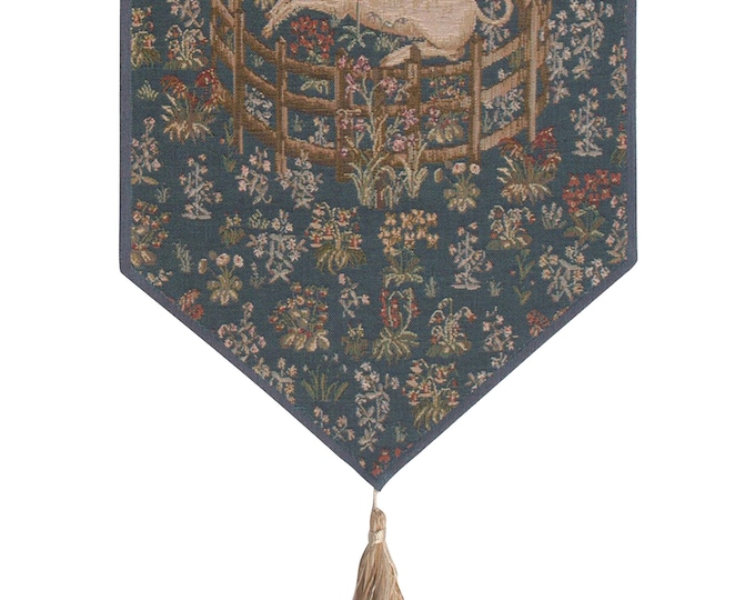 Licorne Captive Bleu Small Tapestry Table Runner