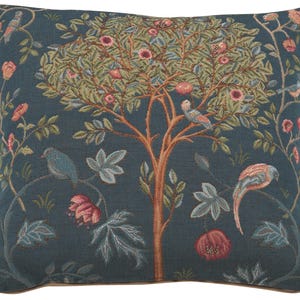 Poszewka na poduszkę z gobelinu Williama Morrisa: Kelmscott Tree, poduszka dekoracyjna Arts & Crafts