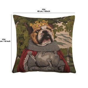 Housse de coussin chien Arthur belge, 18 x 18 tissée en Belgique décoration bouledogue, coussin, tapisserie armure de chevalier médiéval cadeau unique image 2