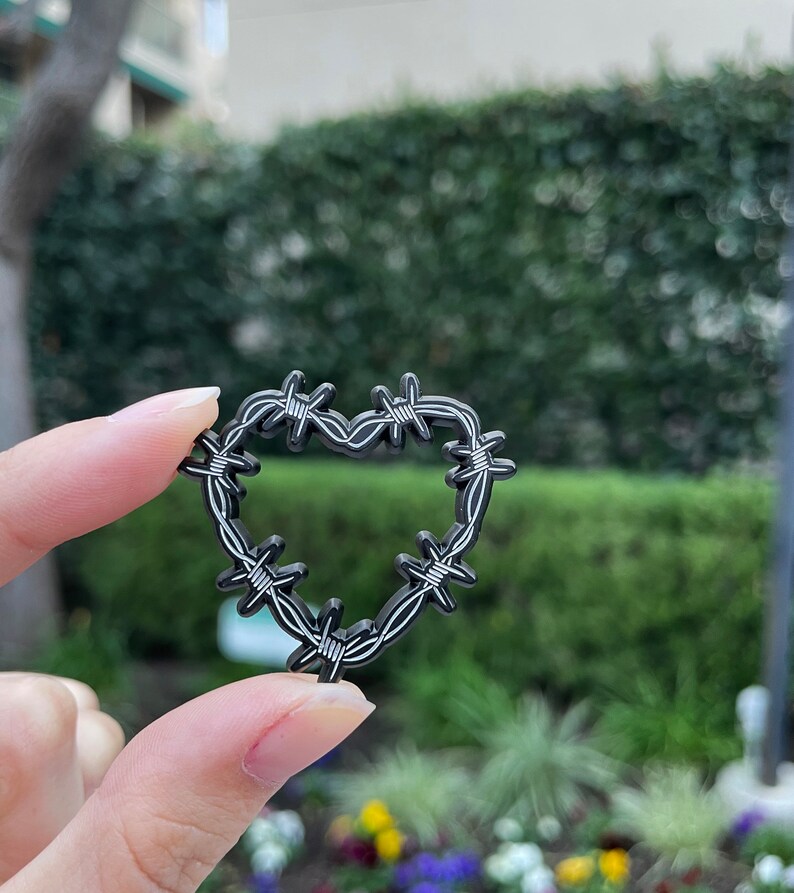Barbed Wire Heart Lapel Pin - Etsy