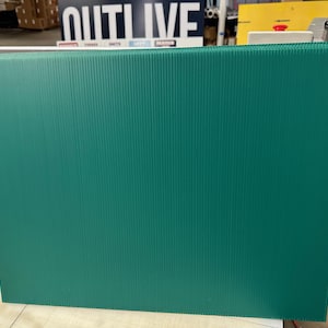 10 Blank Green Yard Signs 24x18 Corrugated Plastic 4 mm, Lawn Sign, Bandit Sign, Plastic Board Shipped Same Day