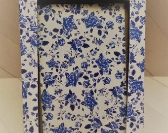 Navy & White Floral Picture Photo Frame