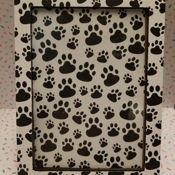 Paw Prints Animal Lover Picture Frame