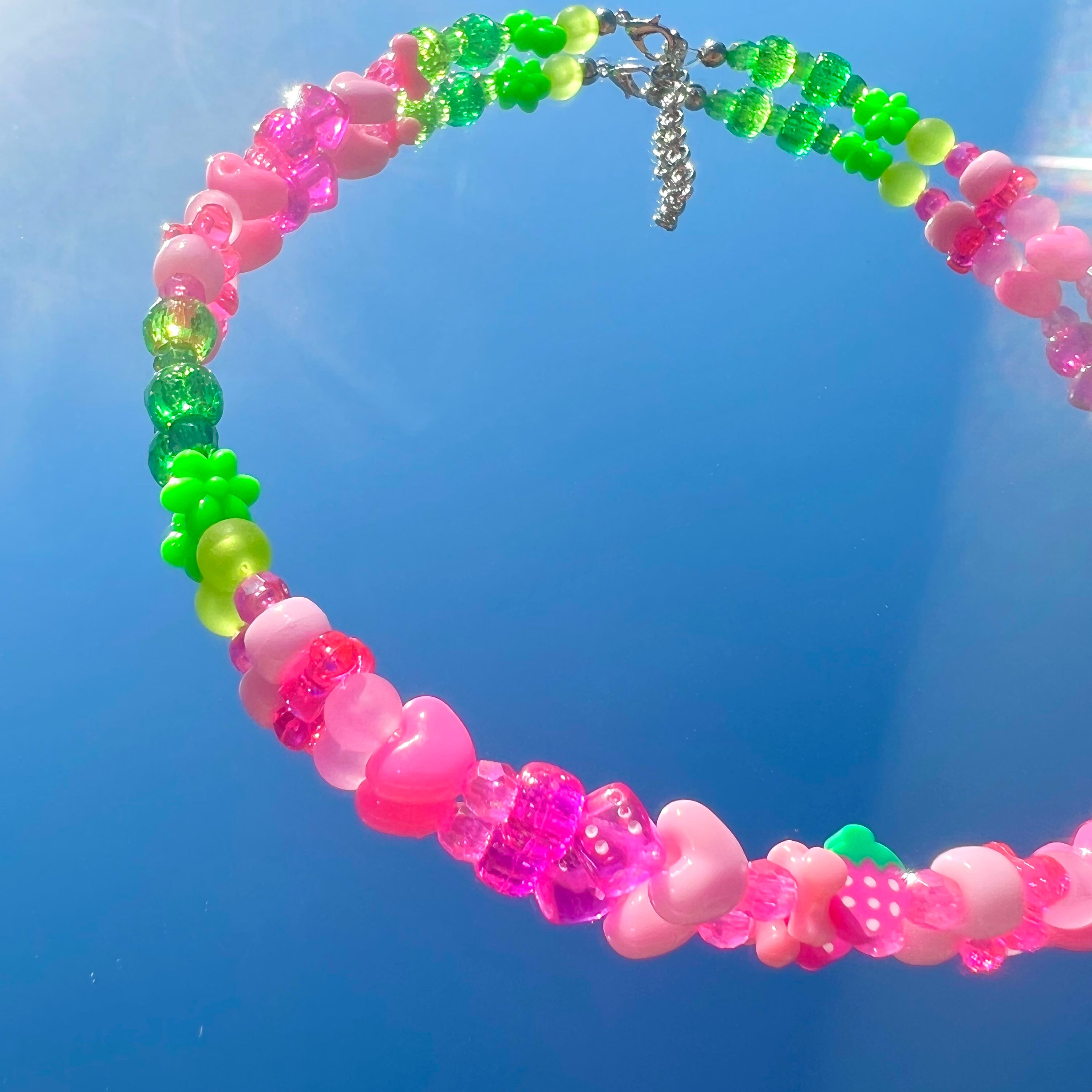 Strawberry bead necklace Clearance