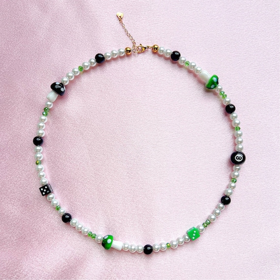 ●VVV● Black Dice Mushroom Pearl Bead Necklace 22FWNK071BKF BLACK DICE MUSHROOM PEARL BEADS NECKLACE - VVV | 60% - Asian