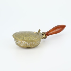 Vintage Crumb Catcher - Etched Brass Silent Butler - Vintage Mid-Century Brass Decor with Beautiful Etched Floral Design and Wood Handle