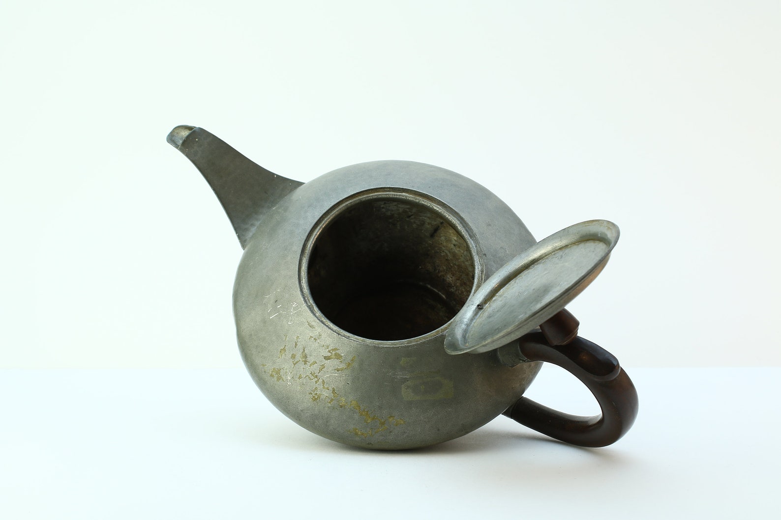 My Lady Vintage Hand Hammered English Pewter Tea Pot Etsy