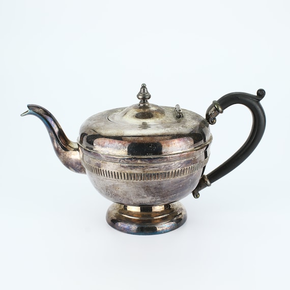 Vintage Silverplate Teapot Elegant VIKING PLATE E.P. BRASS Victorian  English Style Teapot With Bakelite Handle Made in Canada 