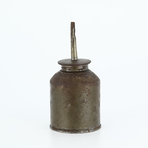 Vintage Oiling Can - Rustic Workshop, Vintage Tools, Cylindrical Oil Tin, Mechanic Shop, Garage, Barn Find Home Decor