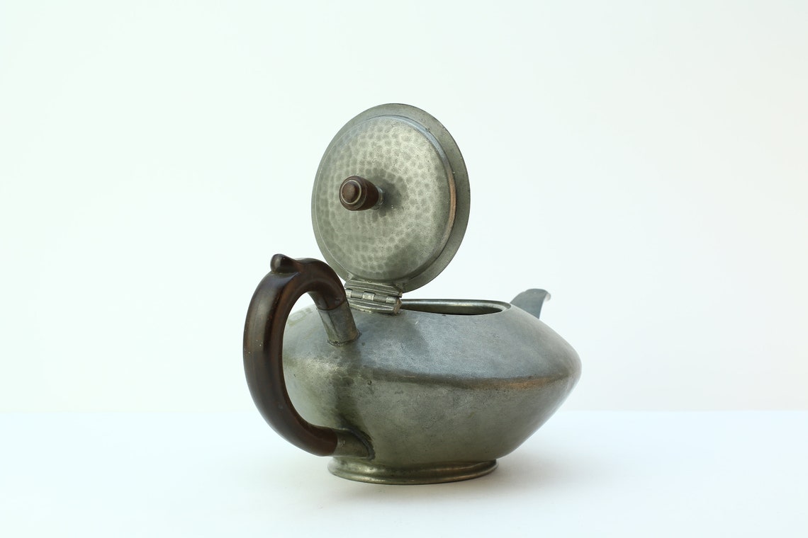 My Lady Vintage Hand Hammered English Pewter Tea Pot Etsy