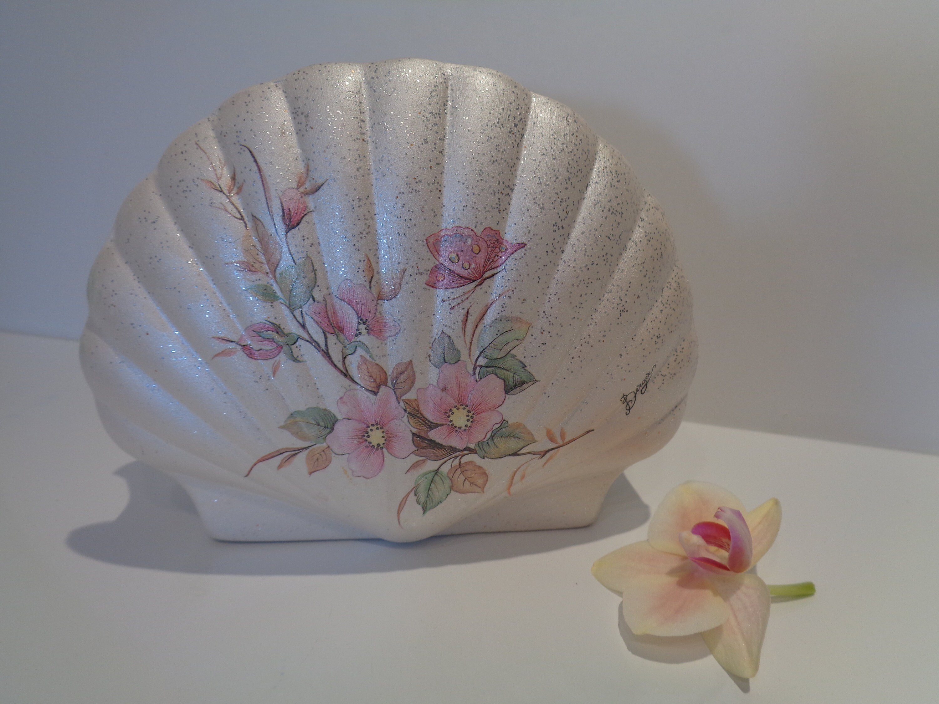 White Ceramic Napkin Holder by Berger Shell Shaped Letter Etsy