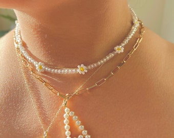 Alejandra Daisy Necklace, Dainty Flower Necklace ,Beaded Necklace, Beaded Flower Necklace, Seed Bead Necklace, Y2K Jewelry,