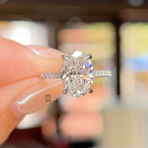 2CT Oval Moissanite Diamond Hidden Halo Ring WIth SIde Pave BAnd
