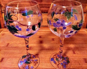 Vintage Unique Hand Painted Wine Glasses Grape Design - Set of Two
