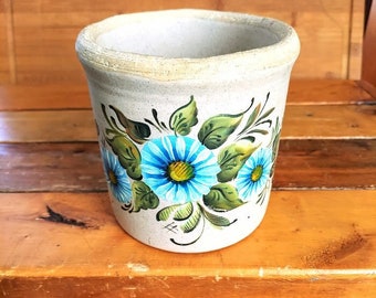Vintage Handmade Signed Pottery Hand Painted Floral Design