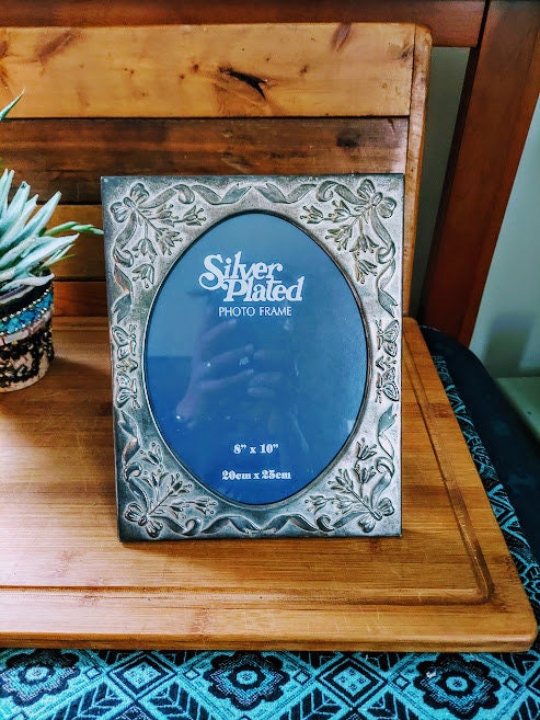 Vintage Ornate Silver Plated 8 X 10 Picture Frame - Silver Distressed ...