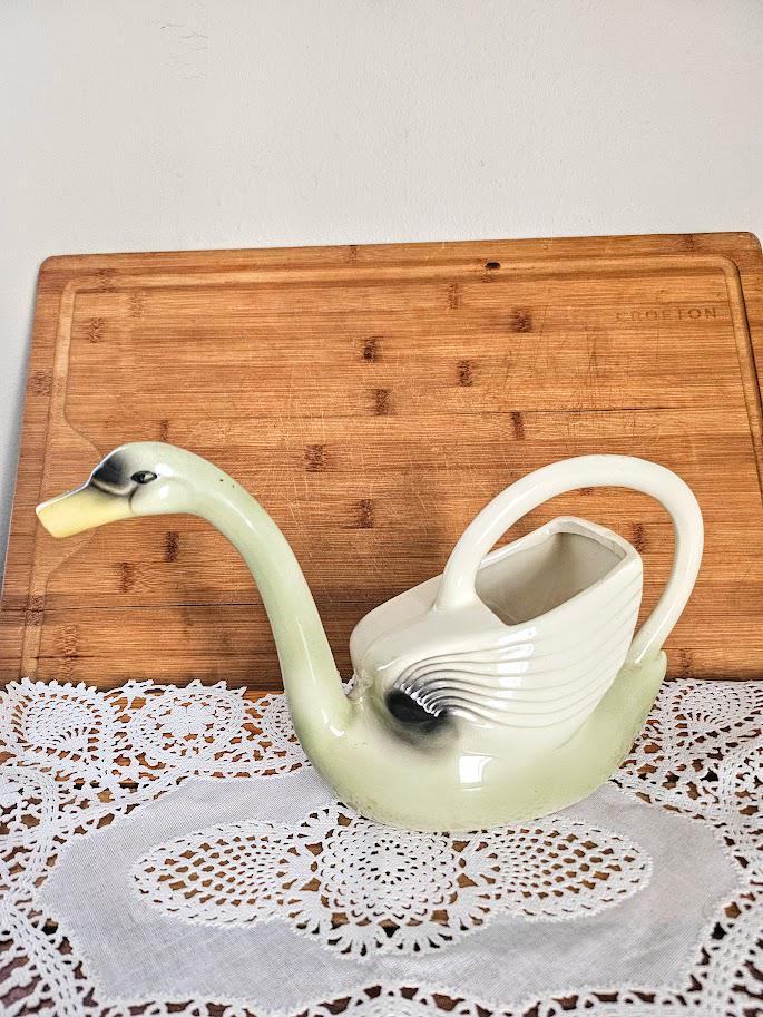 【ヴィンテージ】白鳥✴︎スワン✴︎壁掛けミラー✴︎鏡 ✴︎楕円形✴︎オーバルミラー✴︎ Vintage MCM NOUVELLE Ceramic Pottery Swan Watering Pitcher Planter