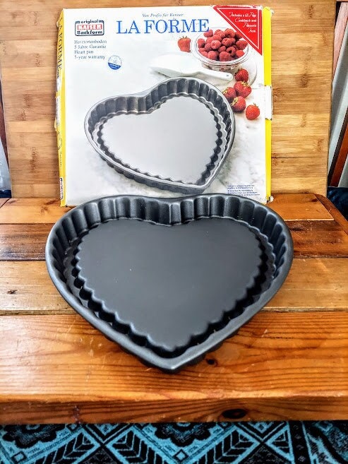 Personalized Cake Pan 9x13 (Engraved) Aluminum Pan Designs 1 - Tender  Hearts Lid Color Black