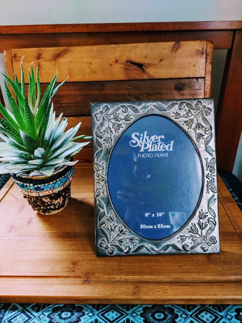 Vintage Ornate Silver Plated 8 X 10 Picture Frame - Silver Distressed ...