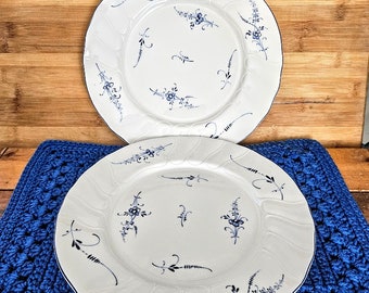 Vintage Two VILLEROY & BOCH Vieux Luxembourg Blue and White Fine Porcelain Dinner Plates