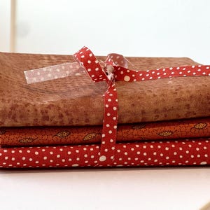 Brown Fat Quarter Bundle | Fabric Remnants