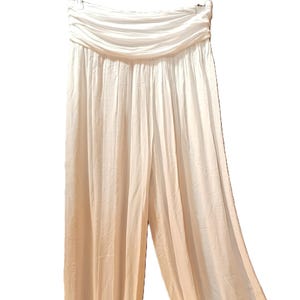 Wide-legged harem pants in cotton and rayon, handmade. Suitable for yoga, tai chi, etc.