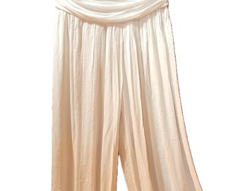 Wide-legged harem pants in cotton and rayon, handmade. Suitable for yoga, tai chi, etc.