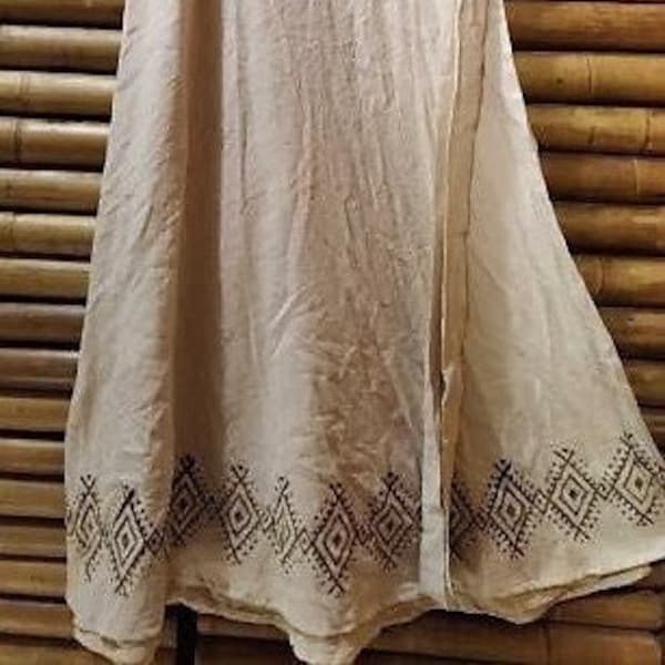 Organic cotton wraparound skirt, handcrafted blockprint print. Handmade. India.