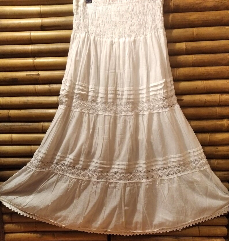 Falda blanca algodón, estilo ibicenco, 100 % algodón, hecha a mano. India. imagen 6