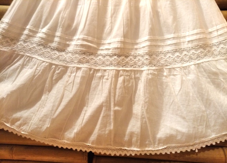 Falda blanca algodón, estilo ibicenco, 100 % algodón, hecha a mano. India. imagen 10