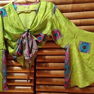 Top blouse made of recycled silk sari fabric, with butterfly sleeves 9