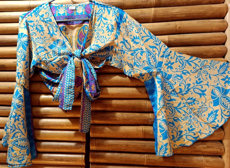 Top blouse made of recycled silk sari fabric, with butterfly sleeves 2