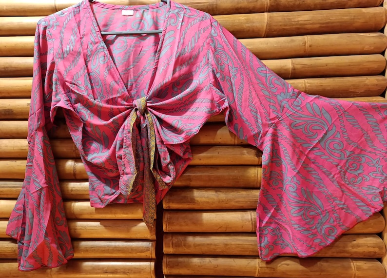 Top blouse made of recycled silk sari fabric, with butterfly sleeves 6