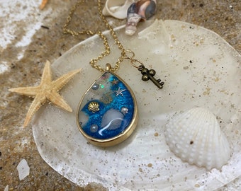 Crustacean Paradise Pendant Necklace