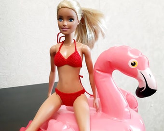 Bikinis pour poupée mannequin de 11,5 pouces. Maillot de bain classique rouge pour collectionneur de poupées. Vêtements tricotés pour poupée à l'échelle 1:6