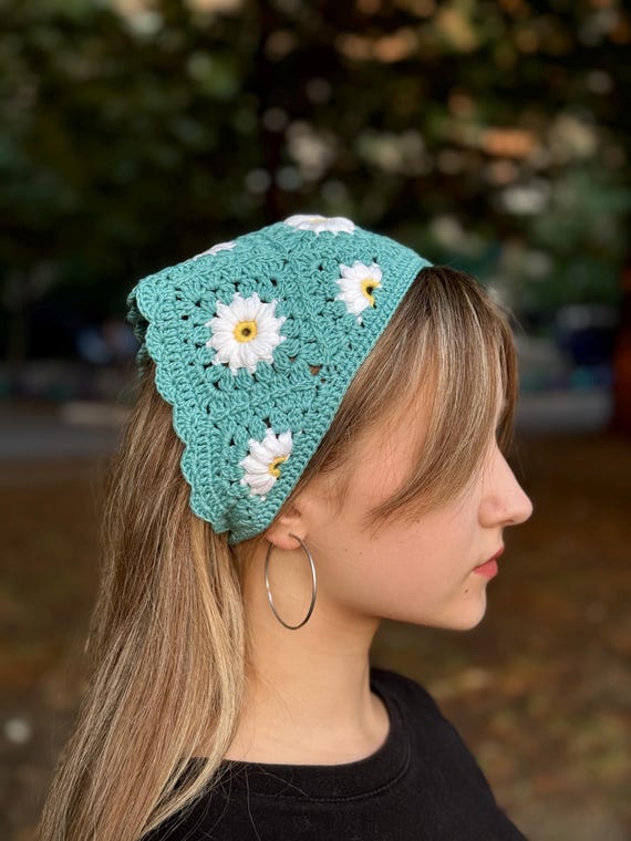 Sage Green Daisy Crochet Bandana, Granny Square Bandana  display picture 3