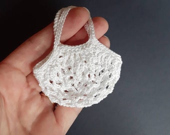 Bolsa de cordão branca em miniatura para boneca. Acessórios para casa de bonecas em escala 1:6. Sacola de compras para bonecas de 30 cm. Bolsa para boneca Avoska.