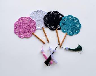 Handmade Crochet Lace Fan with Wooden Handle – Vintage Style Decorative Hand Fan