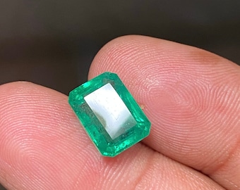 4.30 Carat Muzo Green Emerald – Octagon Cut, Certified Gemstone